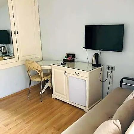 Apart Otel Nacre 3*