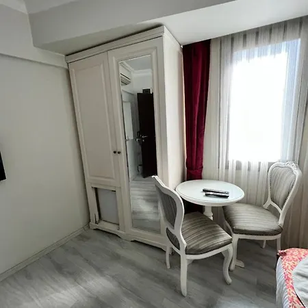 Hotel apartamentowy Nacre